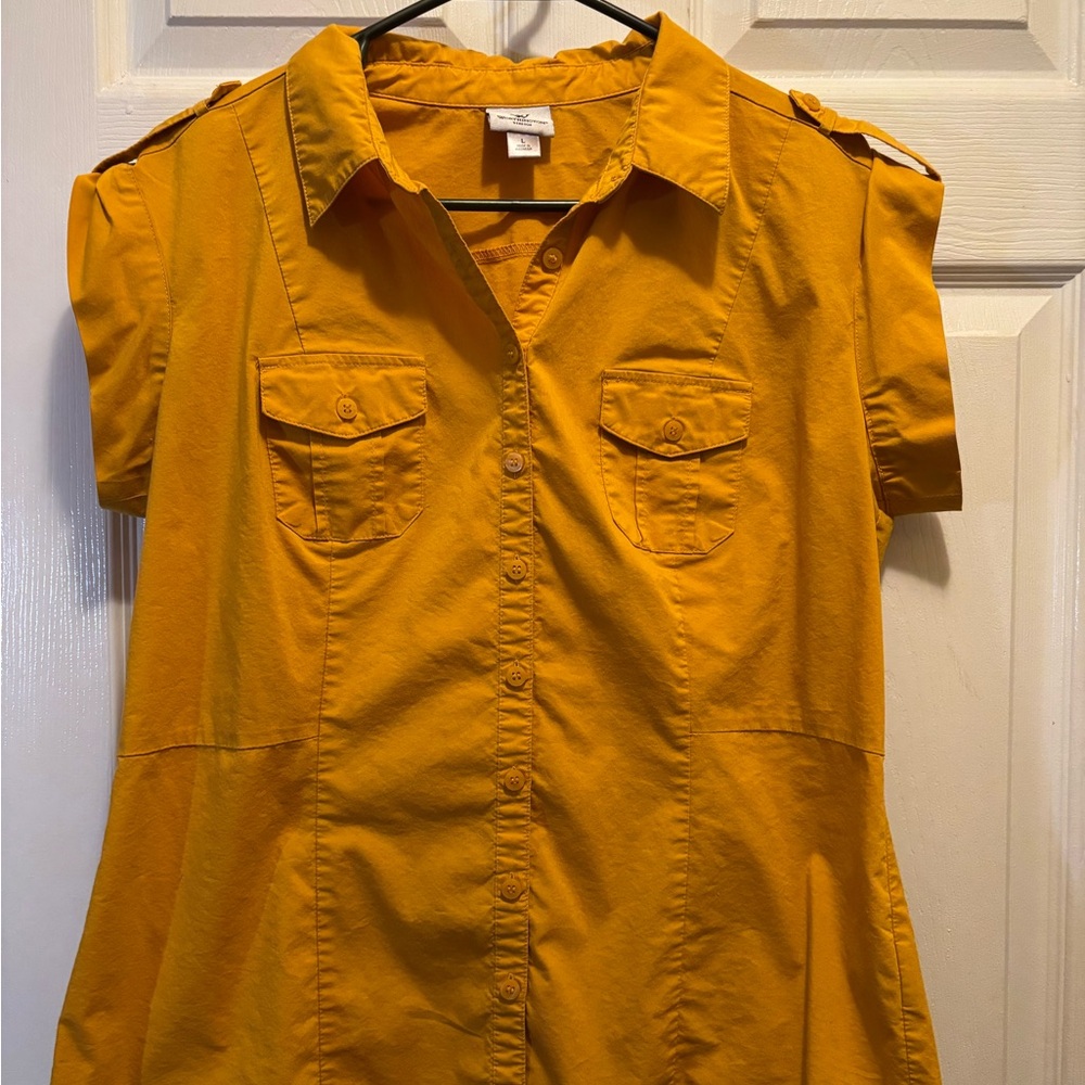 Worthington Golden Button-Up Shirt 🌻